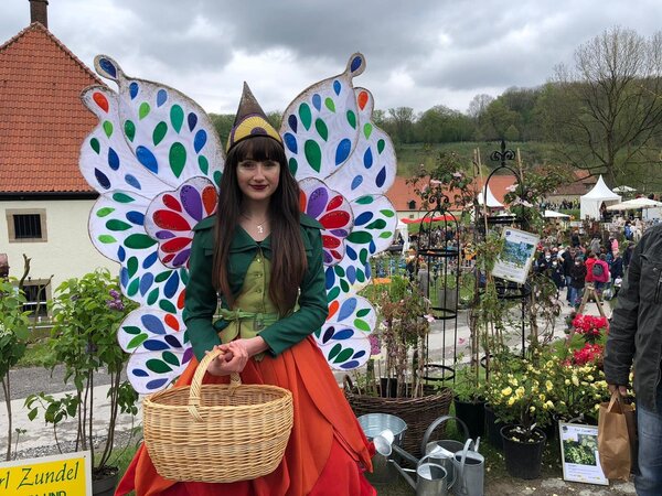 Holli_beim_Gartenmarkt_Dahlheim(c)Stadt-H&ouml;xter