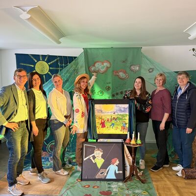Bild vergr&ouml;&szlig;ern: 260504_Kita-Pusteblume_Echt-dabei-Auff�hrun(c)Stadt-Warburg (11)